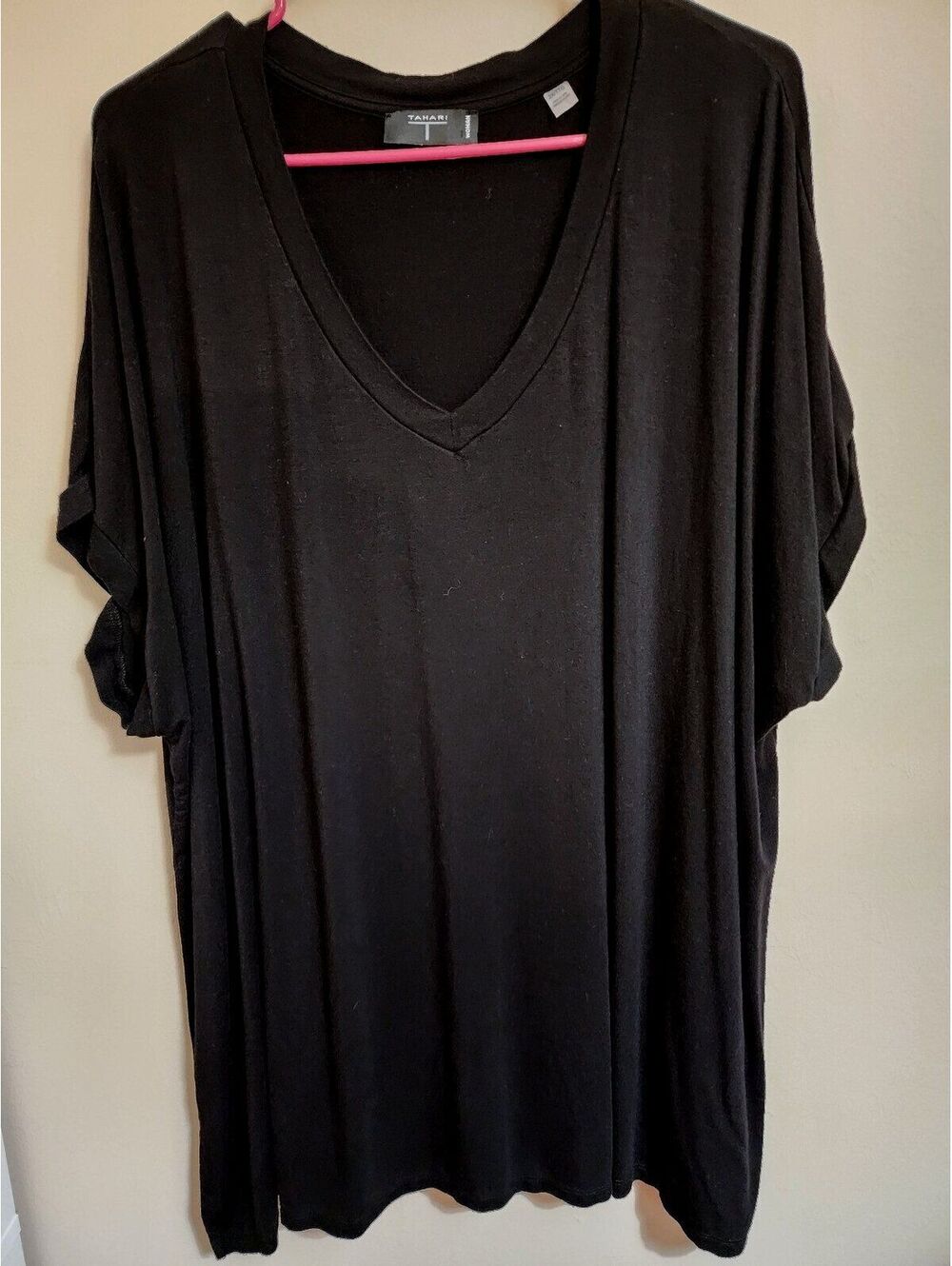 Tahari Women's Black V-Neck Short Sleeve Top Size 2X